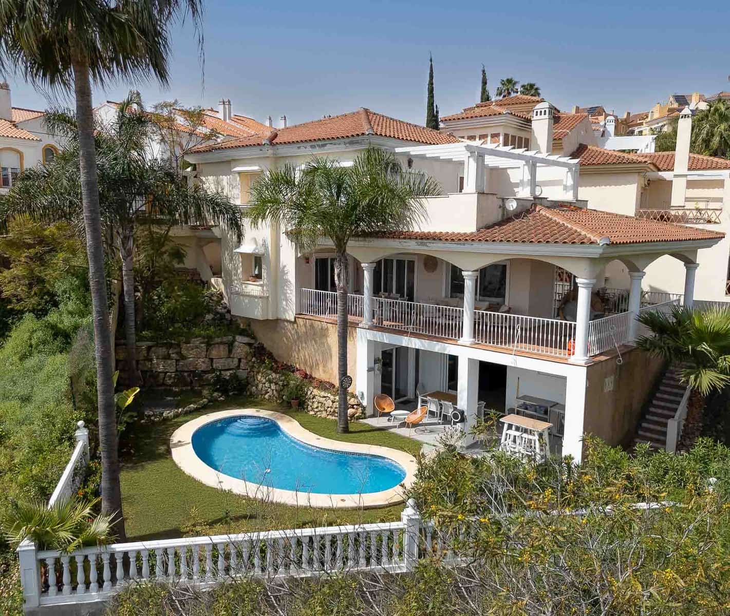 6 sovrum Villa till salu i Riviera del Sol med pool garage - 1 300 000 € (Ref: 9009107)