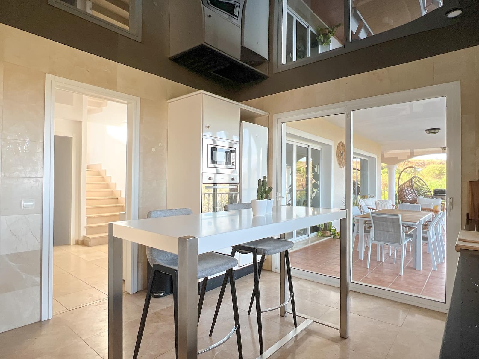 6 sovrum Villa till salu i Riviera del Sol med pool garage - 1 300 000 € (Ref: 9009107)