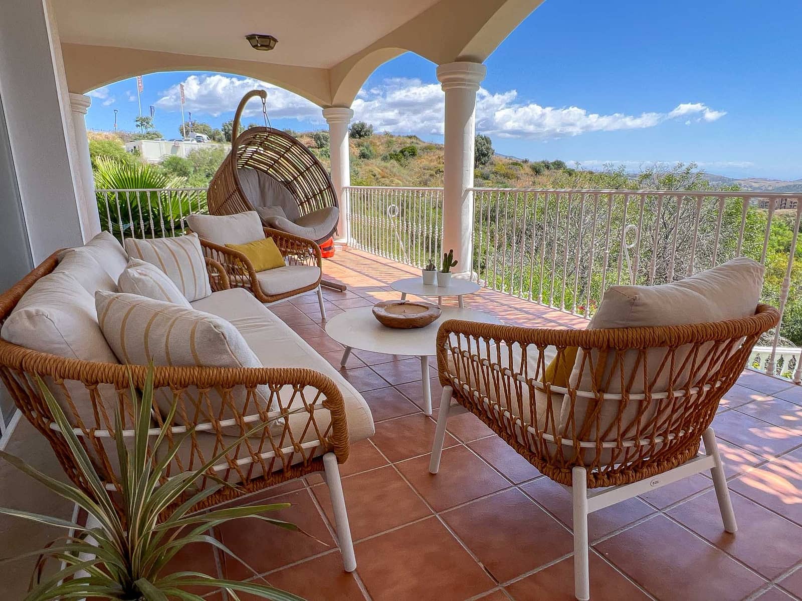 6 sovrum Villa till salu i Riviera del Sol med pool garage - 1 300 000 € (Ref: 9009107)