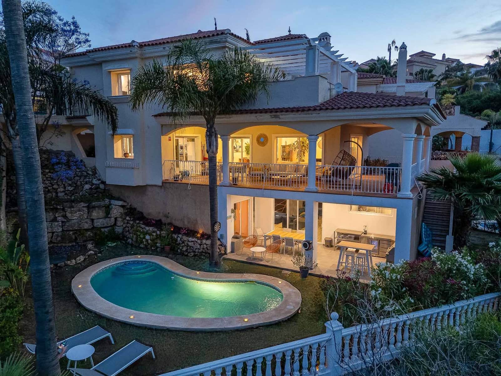 6 sovrum Villa till salu i Riviera del Sol med pool garage - 1 300 000 € (Ref: 9009107)