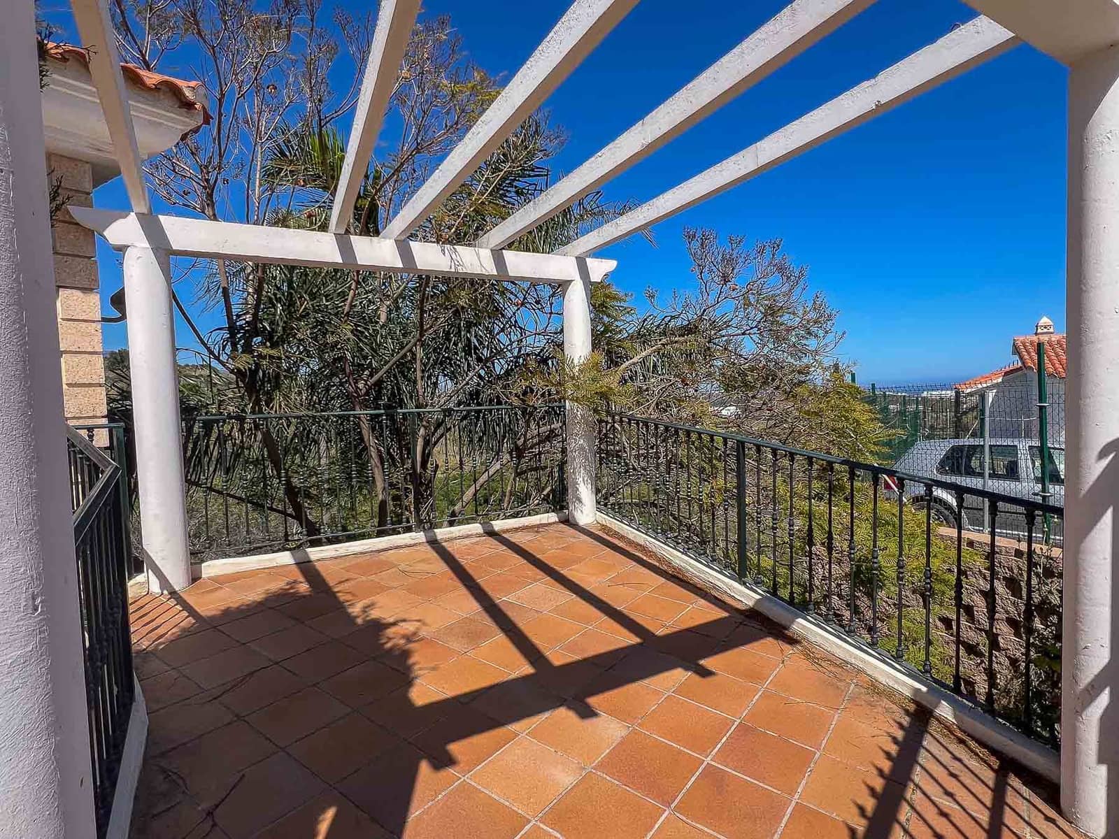 6 sovrum Villa till salu i Riviera del Sol med pool garage - 1 300 000 € (Ref: 9009107)