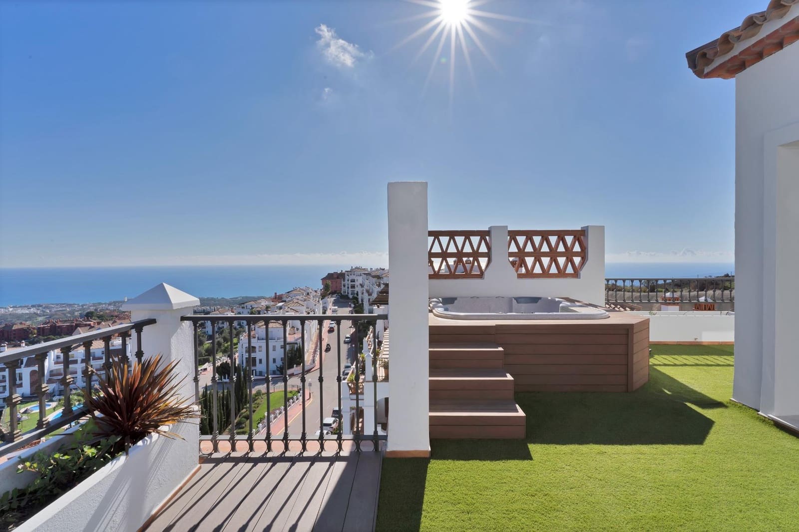 2 soveværelse Penthouse til salg i Sitio de Calahonda med swimmingpool garage - € 795.000 (Ref: 9034780)