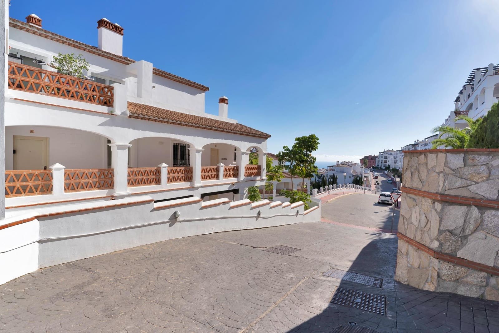 2 soveværelse Penthouse til salg i Sitio de Calahonda med swimmingpool garage - € 795.000 (Ref: 9034780)