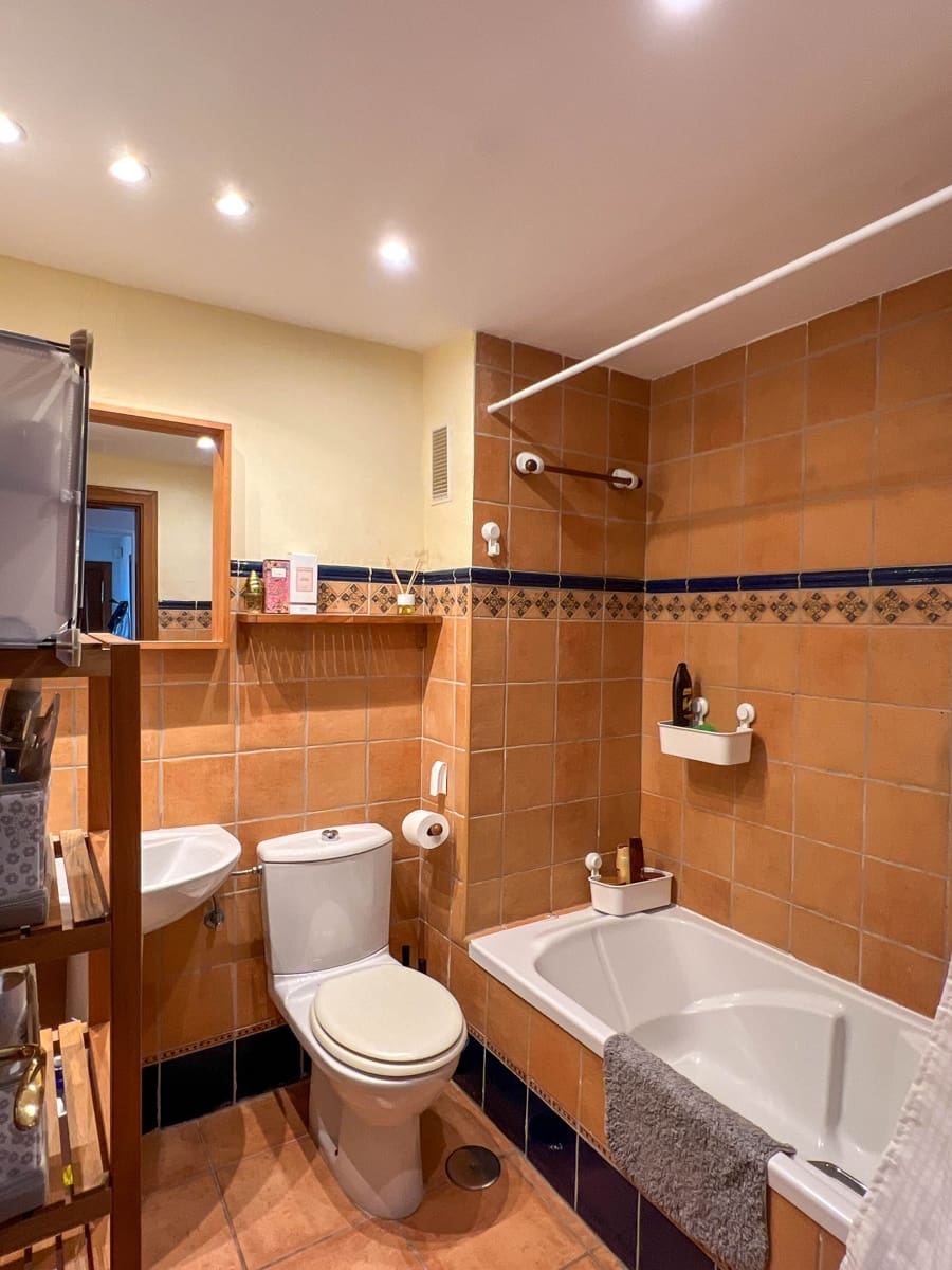 2 slaapkamer Appartement te koop in Mijas Costa met zwembad garage - € 279.000 (Ref: 9161286)