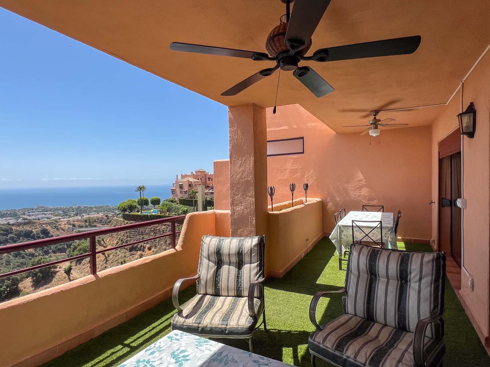 2 slaapkamer Appartement te koop in Mijas Costa met zwembad garage - € 279.000 (Ref: 9161286)