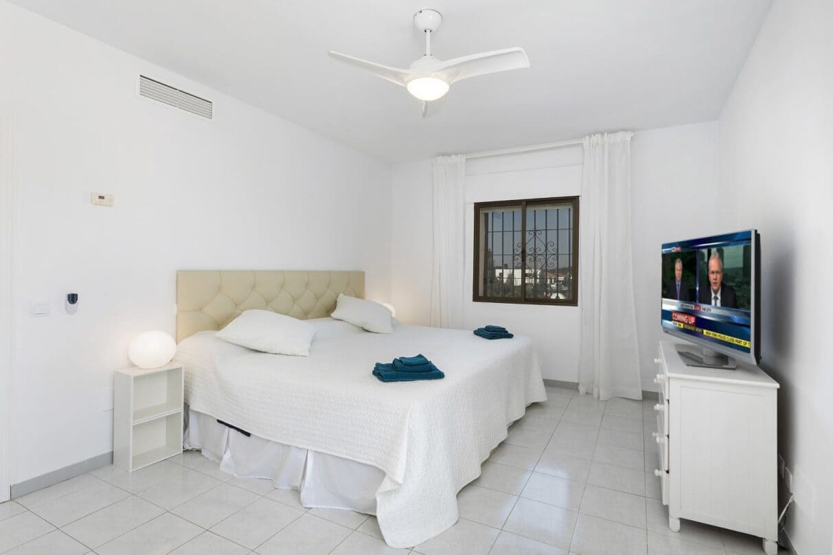 6 sovrum Villa till salu i Nueva Andalucia med pool - 2 525 000 € (Ref: 9231778)