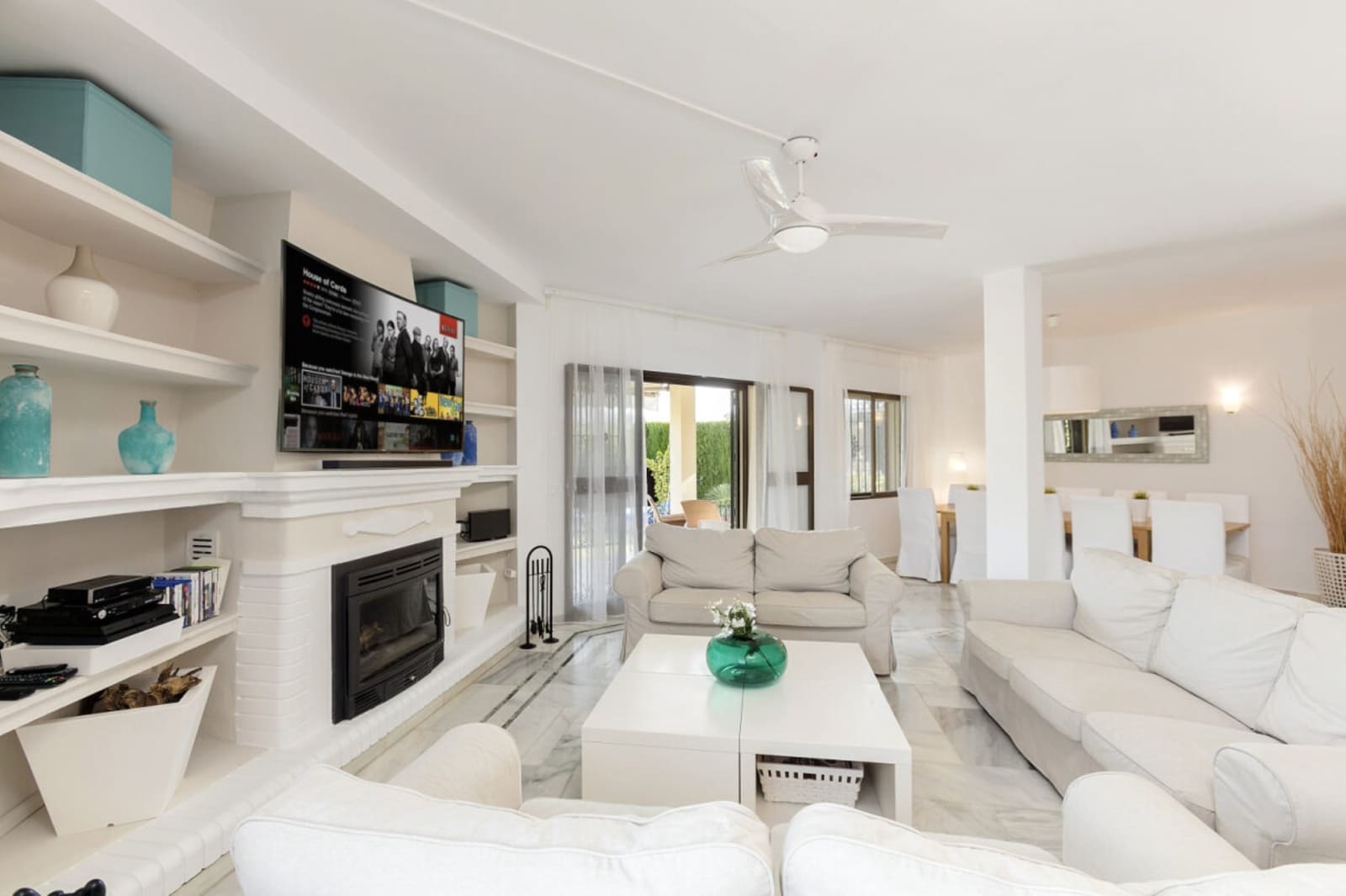 6 sovrum Villa till salu i Nueva Andalucia med pool - 2 525 000 € (Ref: 9231778)