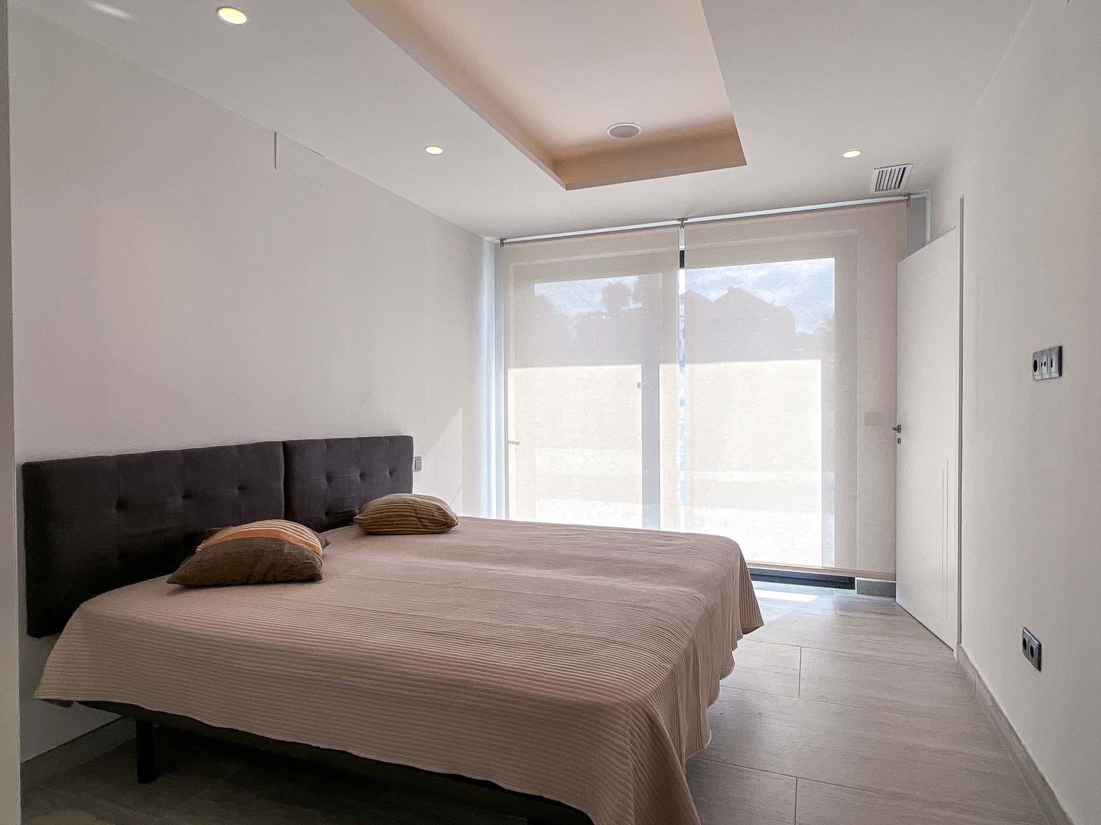 5 bedroom Villa for sale in Mijas Costa with pool garage - € 4,114,000 (Ref: 9242386)