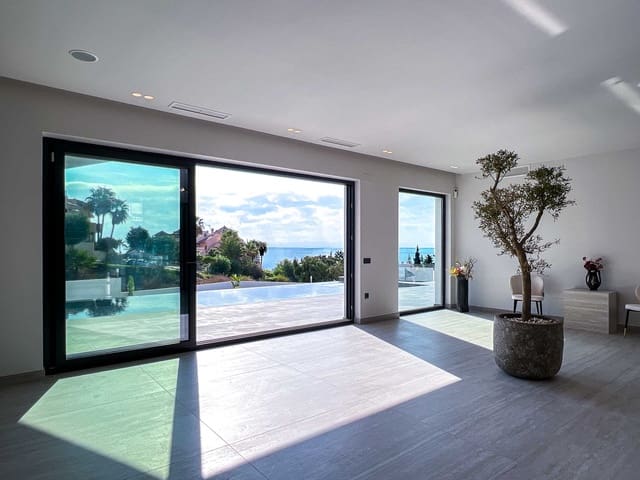 5 quarto Moradia para venda em El Faro de Calaburra - Chaparral, Mijas com piscina garagem - 4 114 000 € (Ref: 9242386)