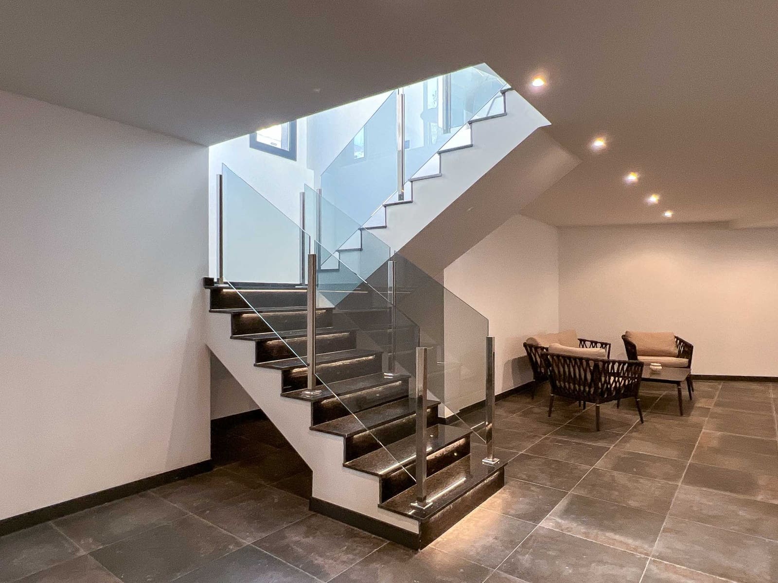 5 bedroom Villa for sale in Mijas Costa with pool garage - € 4,114,000 (Ref: 9242386)