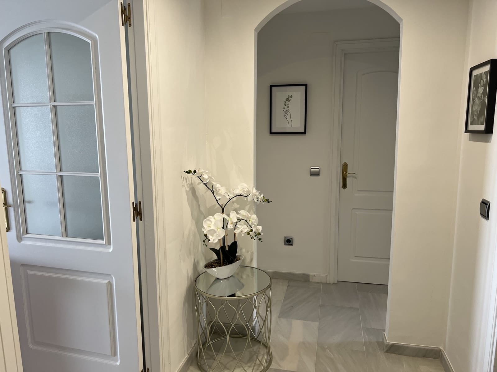 2 makuuhuone Ranta-asunto myytävänä paikassa Sitio de Calahonda mukana uima-altaan 
autotalli - 925 000 € (Ref: 9420537)