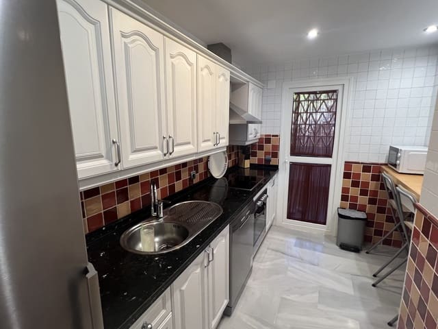 2 makuuhuone Ranta-asunto myytävänä paikassa Sitio de Calahonda, Mijas mukana uima-altaan 
autotalli - 925 000 € (Ref: 9420537)