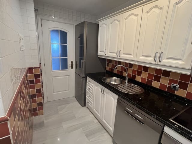 2 makuuhuone Ranta-asunto myytävänä paikassa Sitio de Calahonda, Mijas mukana uima-altaan 
autotalli - 925 000 € (Ref: 9420537)