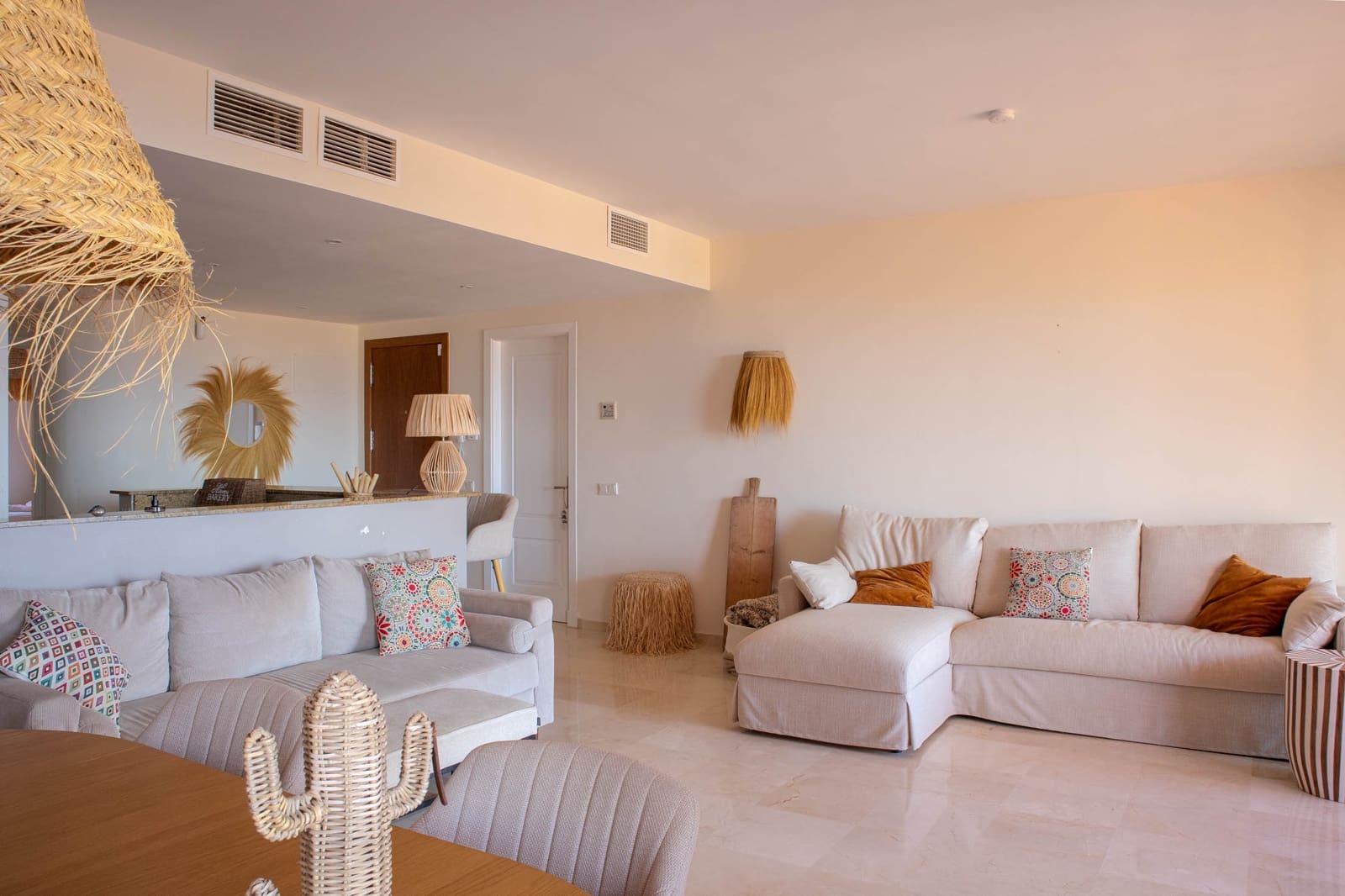 2 bedroom Apartment for sale in Sitio de Calahonda with pool garage - € 429,000 (Ref: 9438210)