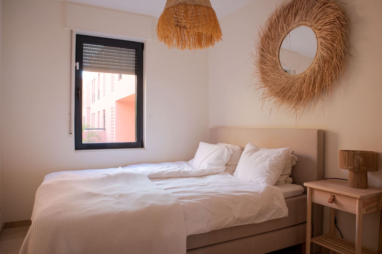 2 bedroom Apartment for sale in Sitio de Calahonda with pool garage - € 429,000 (Ref: 9438210)