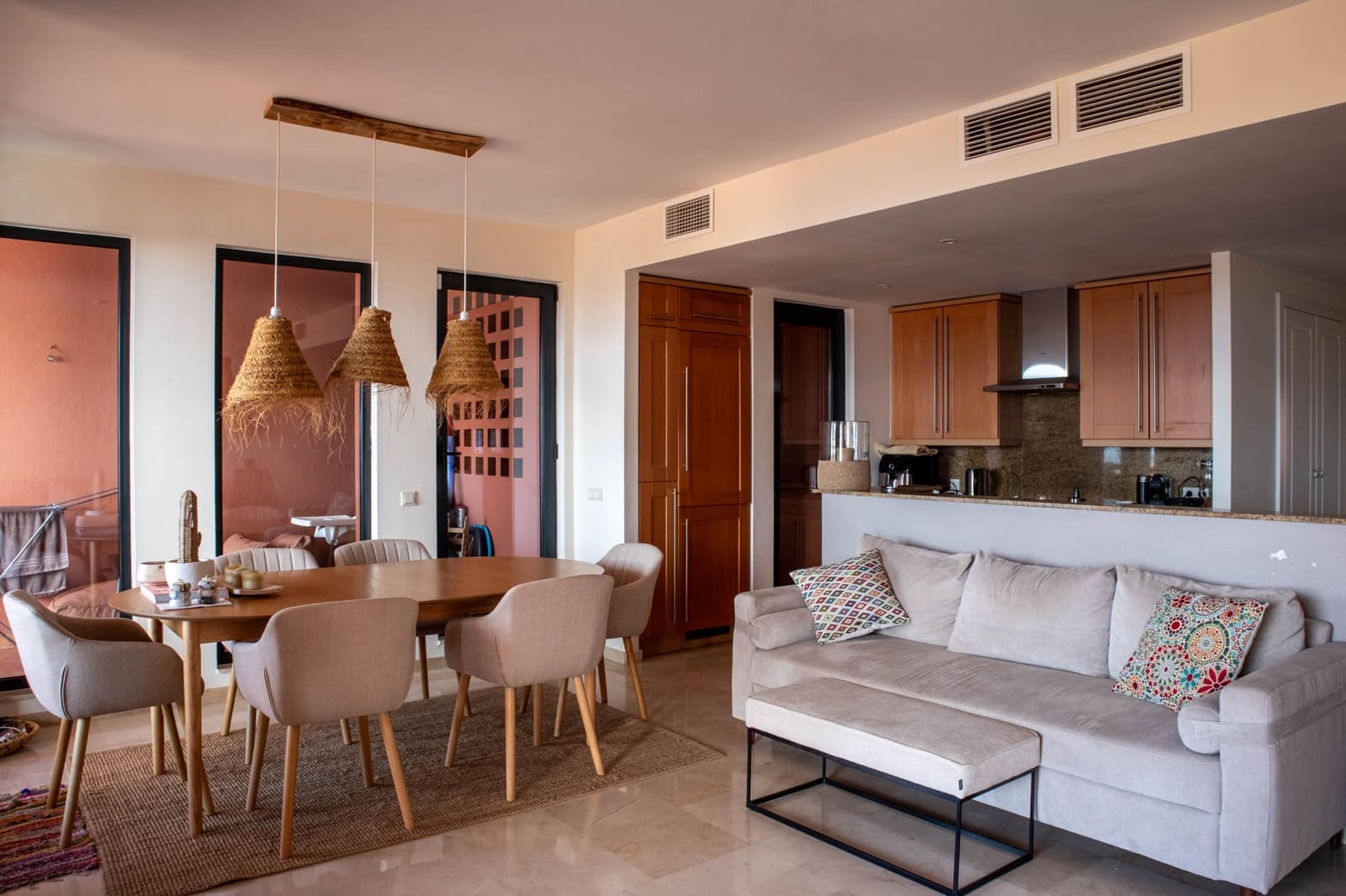 2 bedroom Apartment for sale in Sitio de Calahonda with pool garage - € 429,000 (Ref: 9438210)