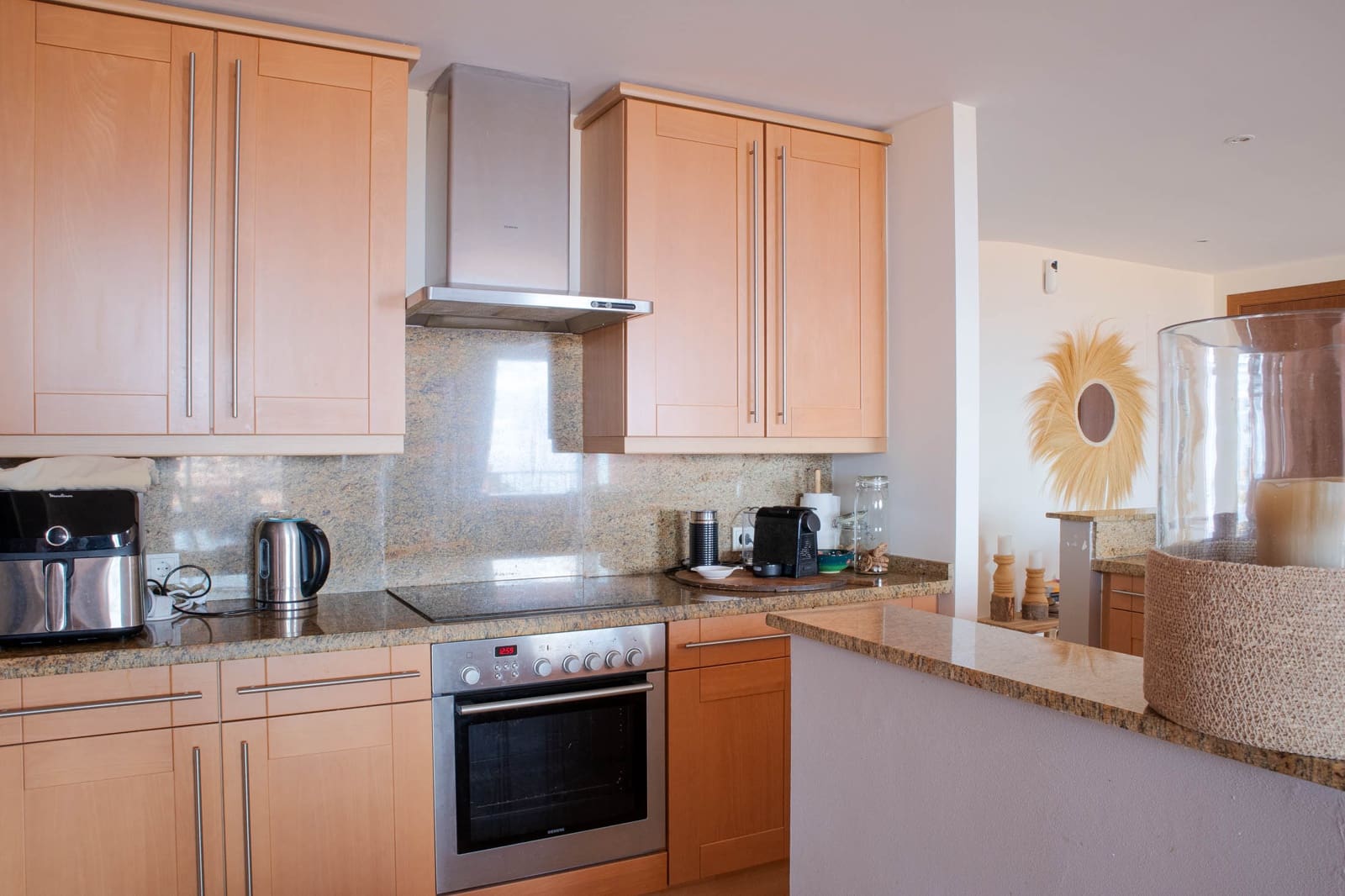 2 bedroom Apartment for sale in Sitio de Calahonda with pool garage - € 429,000 (Ref: 9438210)