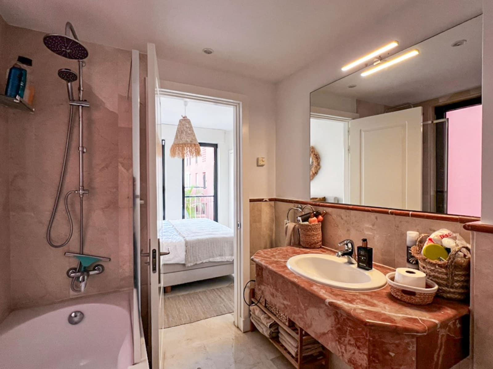 2 bedroom Apartment for sale in Sitio de Calahonda with pool garage - € 429,000 (Ref: 9438210)