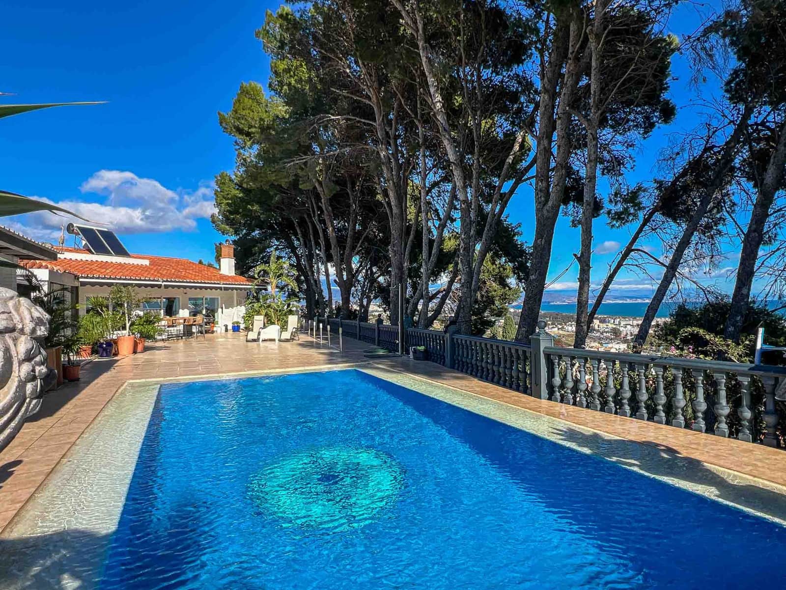 5 slaapkamer Villa te koop in Torremolinos - € 2.650.000 (Ref: 9449860)