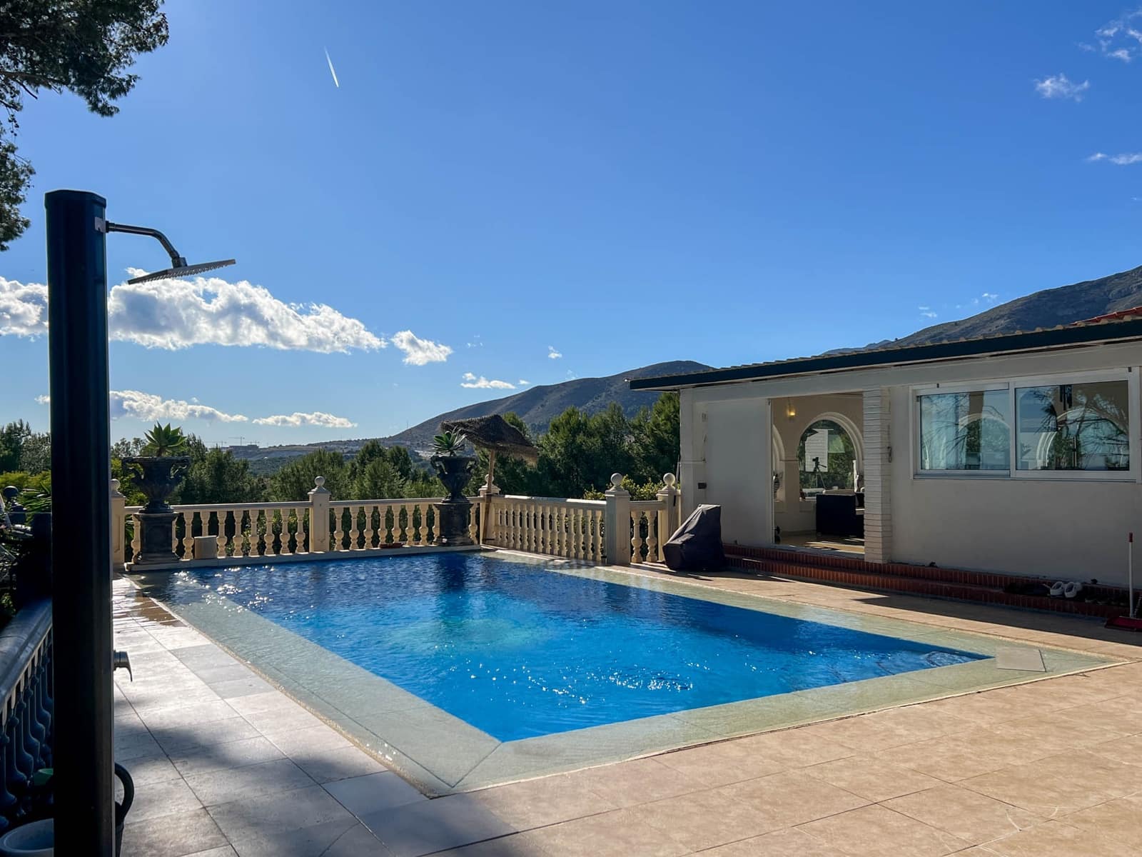 5 slaapkamer Villa te koop in Torremolinos - € 2.650.000 (Ref: 9449860)