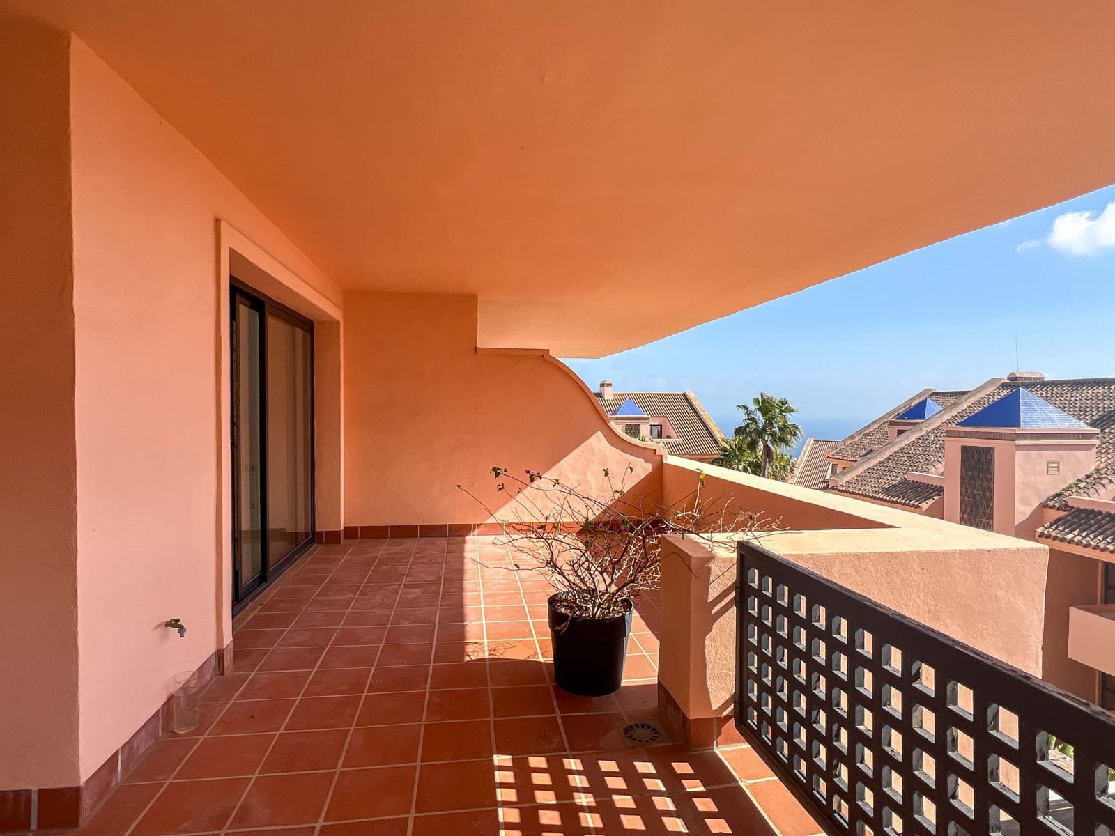 3 bedroom Penthouse for sale in Sitio de Calahonda with pool garage - € 475,000 (Ref: 9730482)
