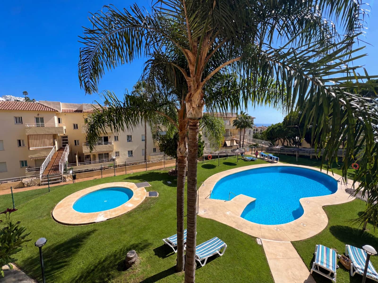 2 soveværelse Lejlighed til salg i Riviera del Sol med swimmingpool garage - € 295.000 (Ref: 9788882)