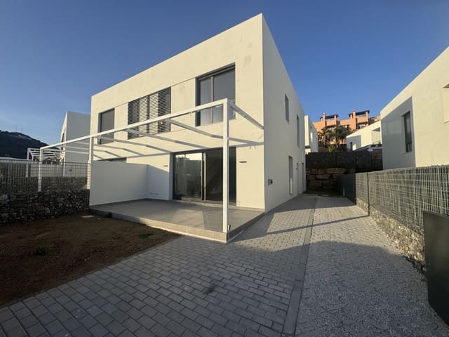 3 chambre Maison de Ville à vendre à Riviera del Sol, Mijas avec piscine garage - 532 000 € (Ref: 9795682)