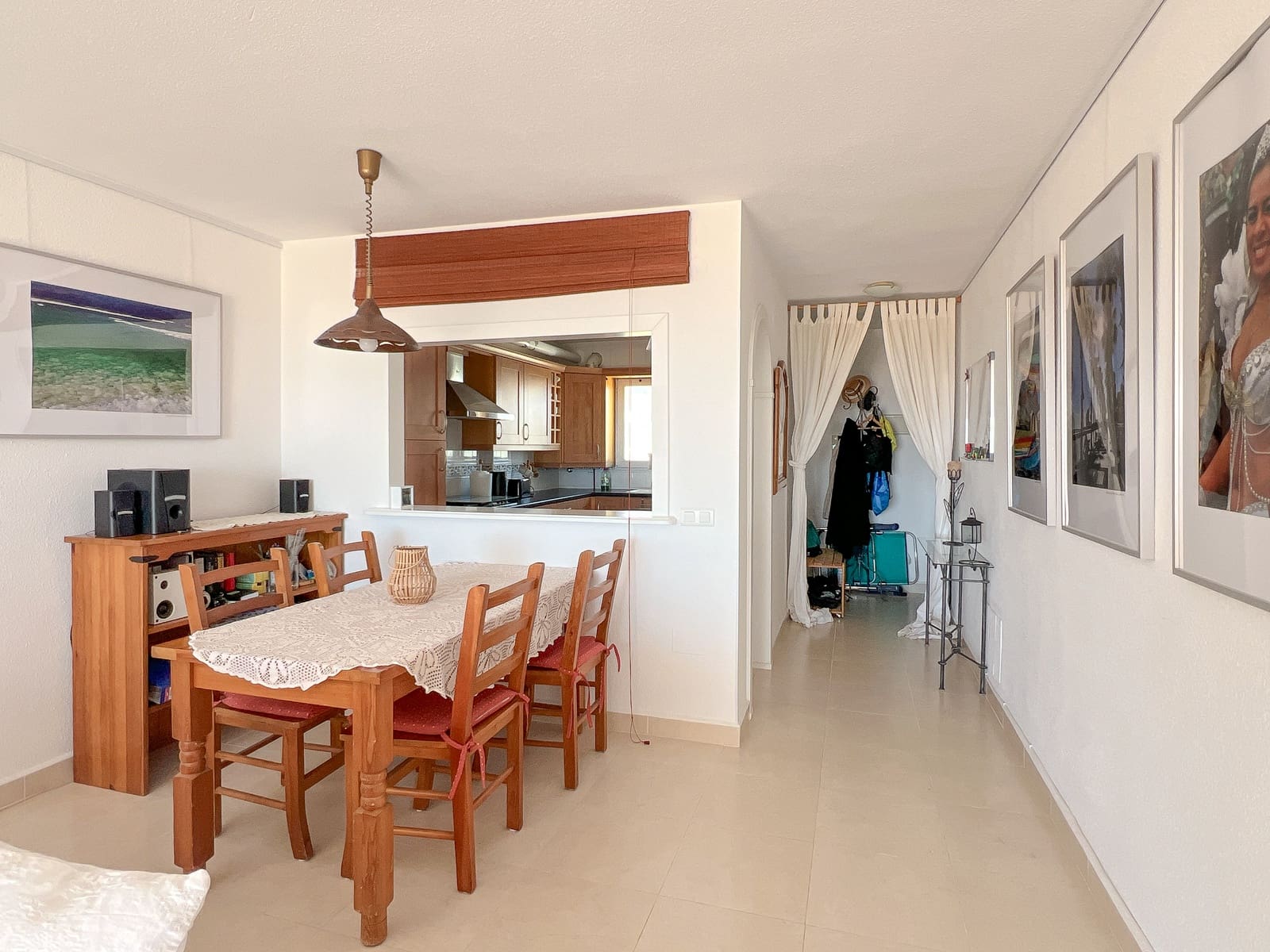 2 bedroom Beach Apartment for sale in Sitio de Calahonda with pool - € 359,000 (Ref: 9827467)
