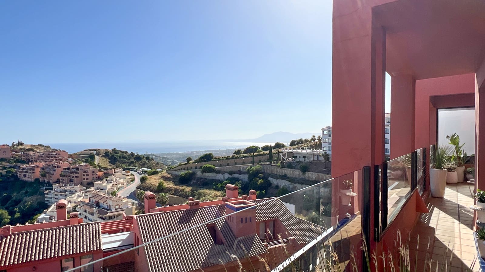 4 soverom Leilighet til salgs i Sitio de Calahonda med svømmebasseng garasje - € 840 000 (Ref: 9890903)