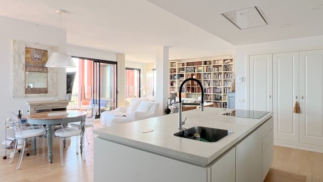 4 chambre Appartement à vendre à Sitio de Calahonda, Mijas avec piscine garage - 840 000 € (Ref: 9890903)
