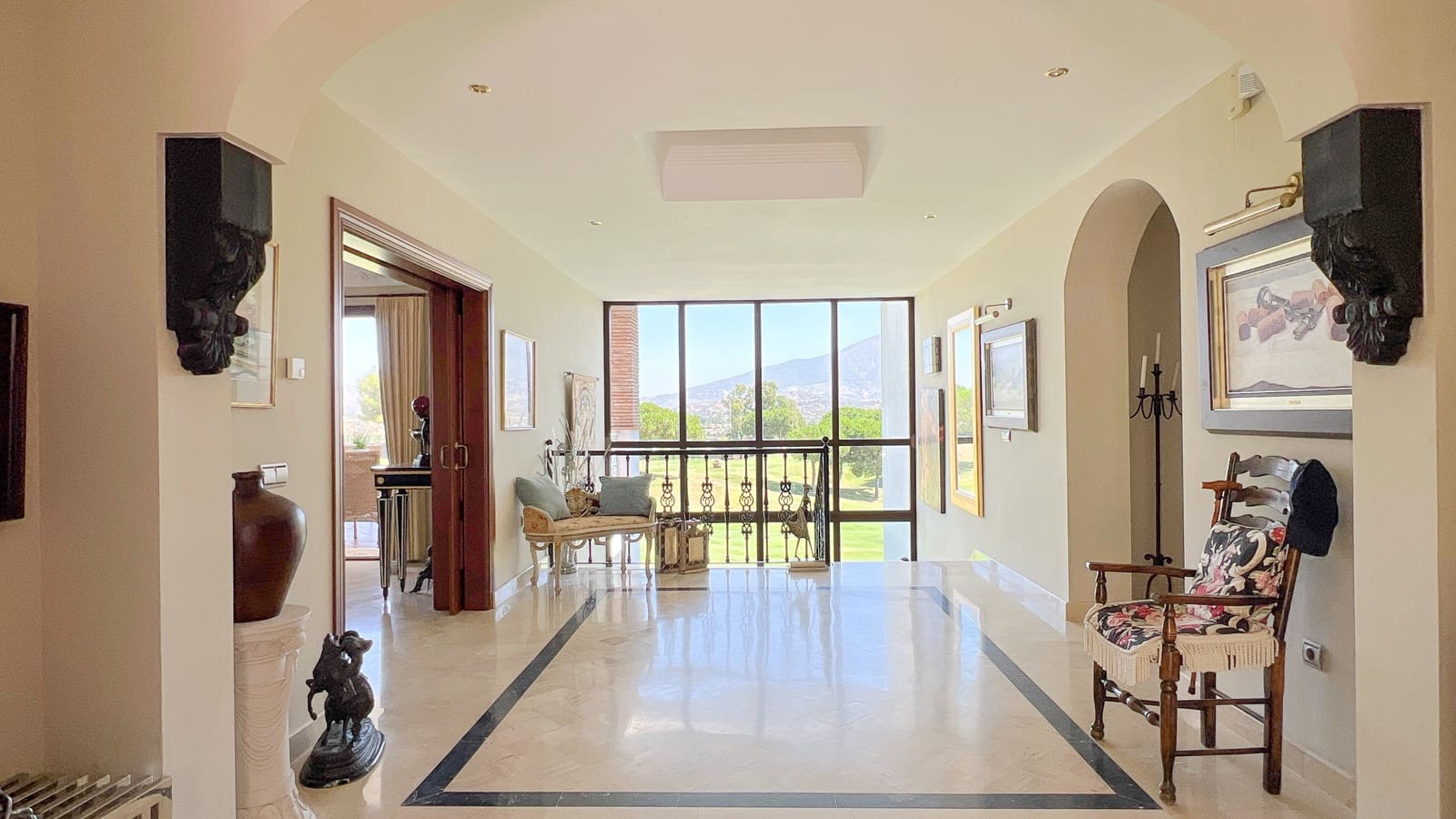 4 slaapkamer Villa te koop in Mijas Golf met zwembad garage - € 1.895.000 (Ref: 9964249)