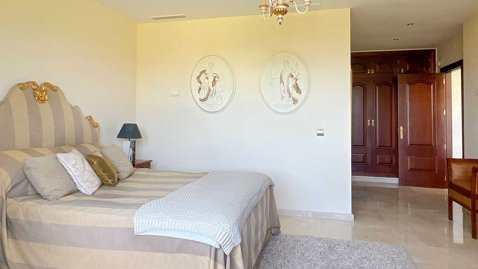 4 slaapkamer Villa te koop in Mijas Golf met zwembad garage - € 1.895.000 (Ref: 9964249)