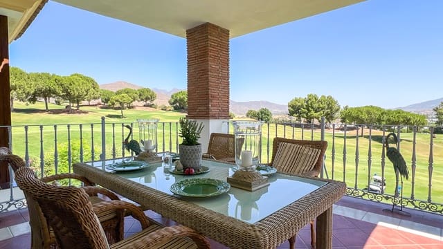 4 slaapkamer Villa te koop in Mijas Golf, Mijas met zwembad garage - € 1.895.000 (Ref: 9964249)