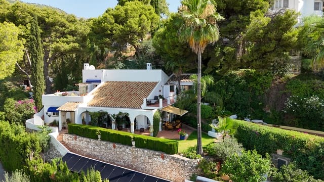 3 soveværelse Villa til salg i Mijas pueblo, Mijas med swimmingpool - € 1.400.000 (Ref: 9964356)