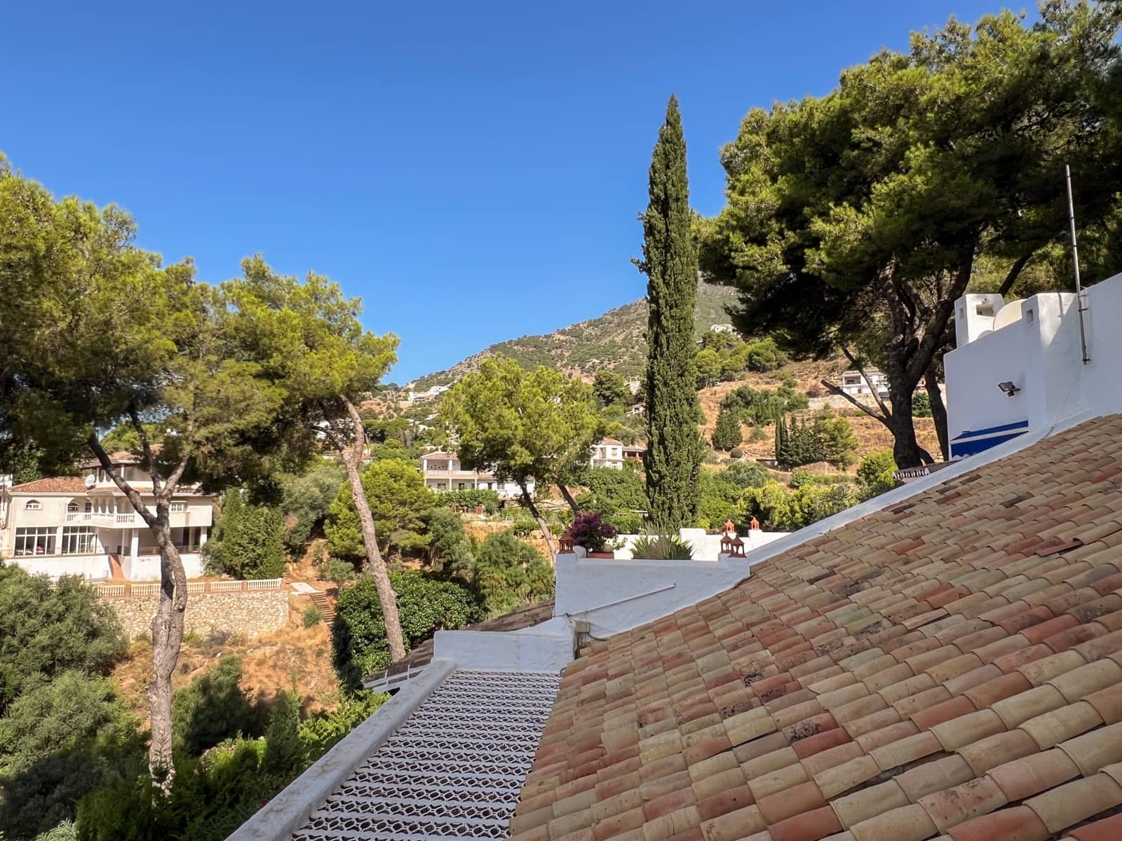 3 soveværelse Villa til salg i Mijas med swimmingpool - € 1.400.000 (Ref: 9964356)