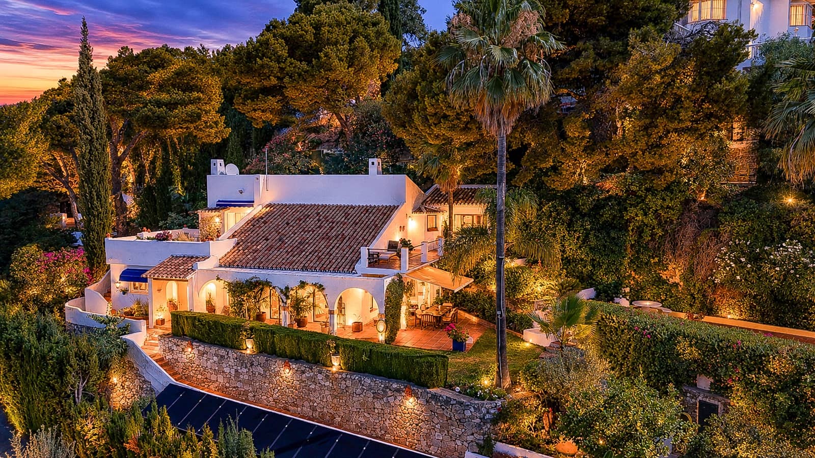3 soveværelse Villa til salg i Mijas med swimmingpool - € 1.400.000 (Ref: 9964356)