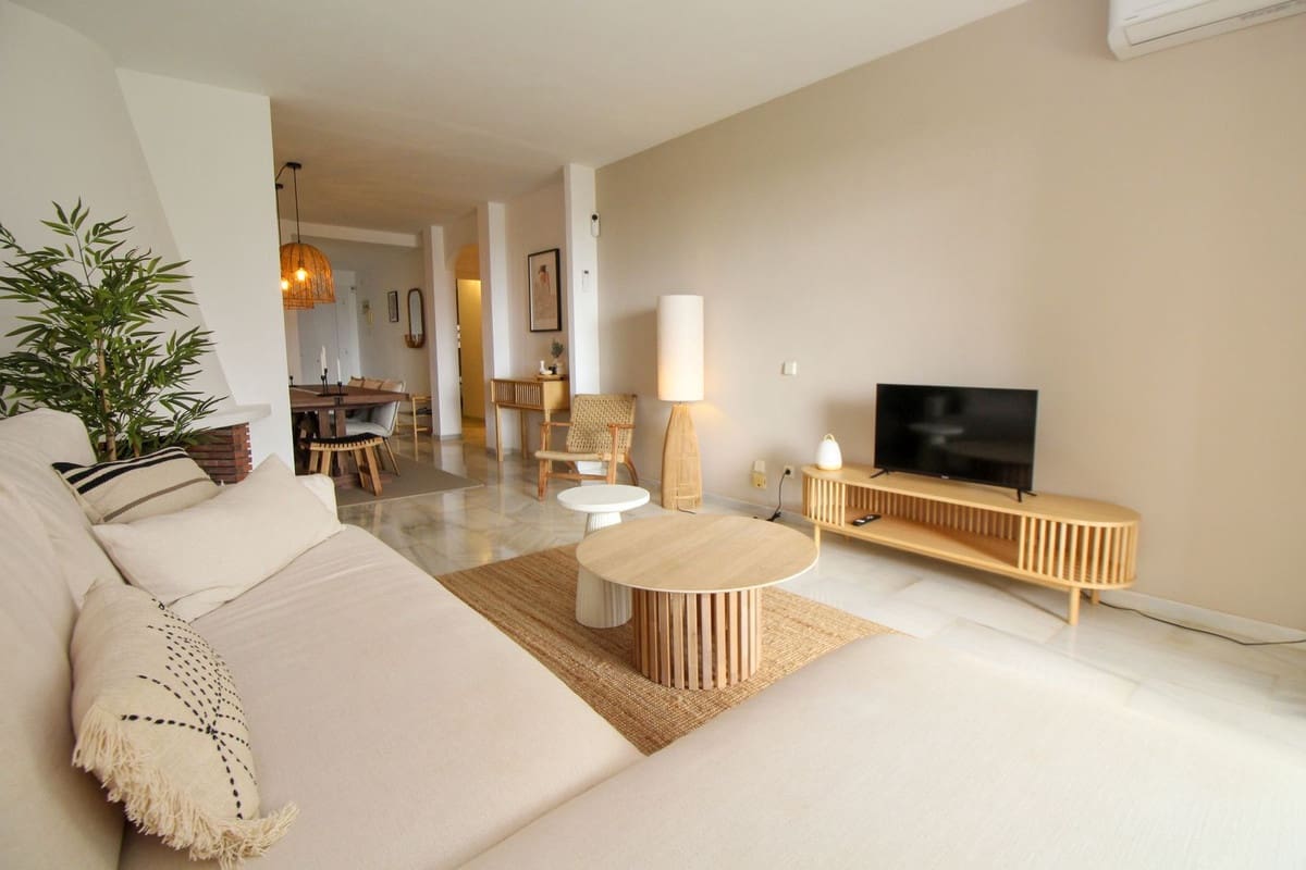 2 Zimmer Apartment zu verkaufen in Calahonda mit Pool - 575.000 € (Ref: 10065665)