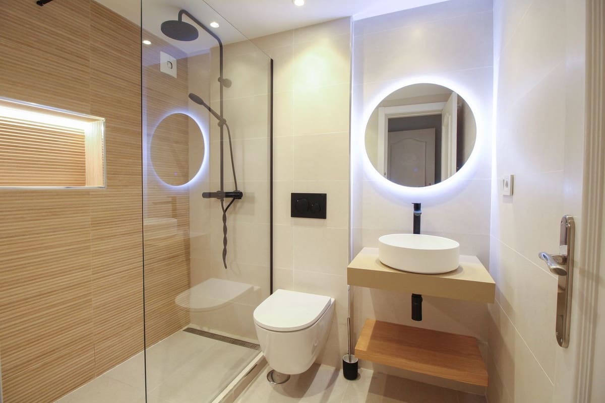 2 Zimmer Apartment zu verkaufen in Calahonda mit Pool - 575.000 € (Ref: 10065665)