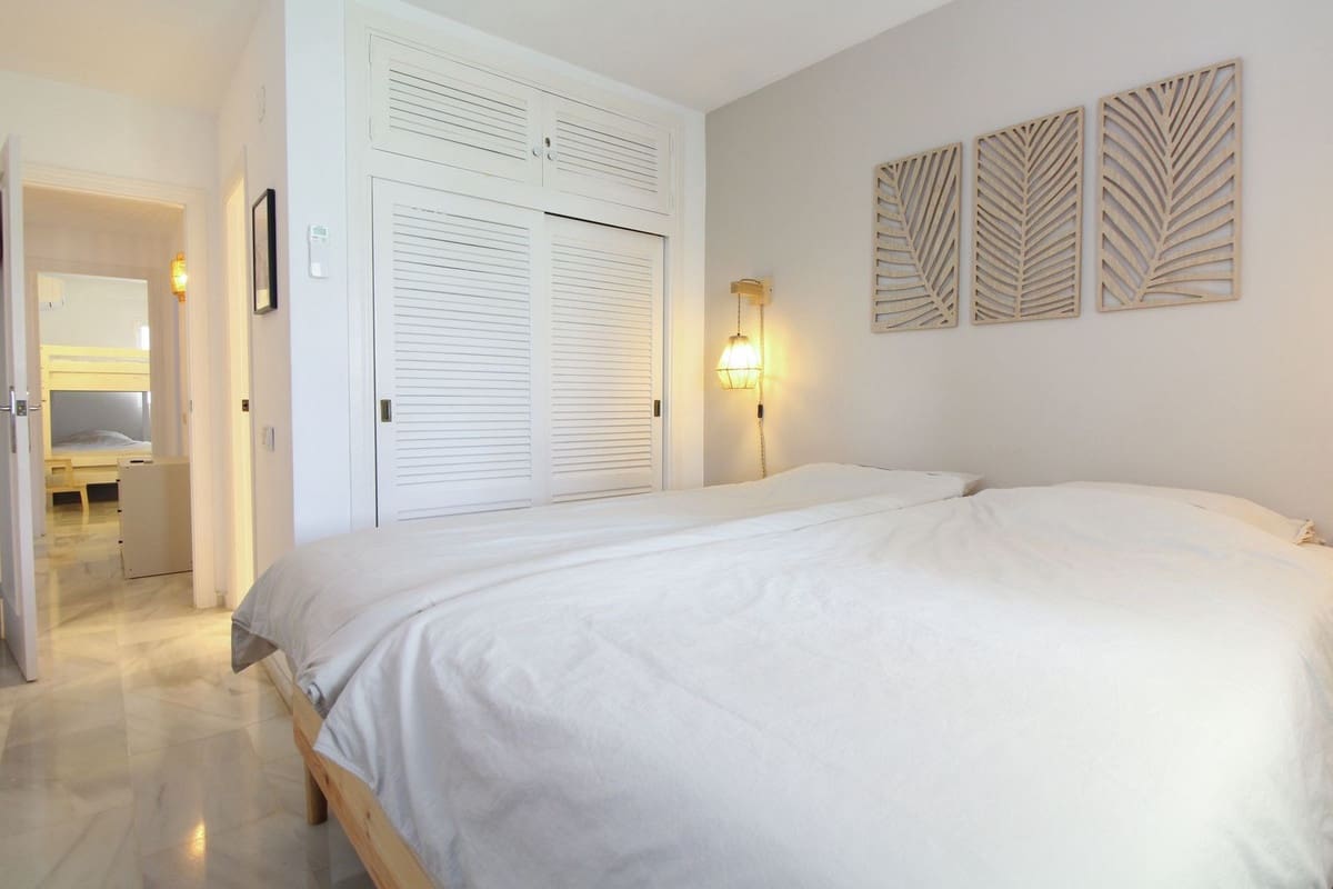 2 Zimmer Apartment zu verkaufen in Calahonda mit Pool - 575.000 € (Ref: 10065665)