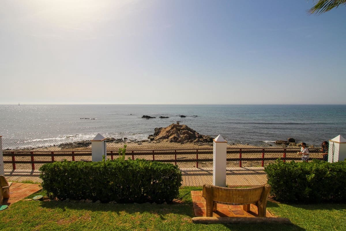 2 Zimmer Apartment zu verkaufen in Calahonda mit Pool - 575.000 € (Ref: 10065665)