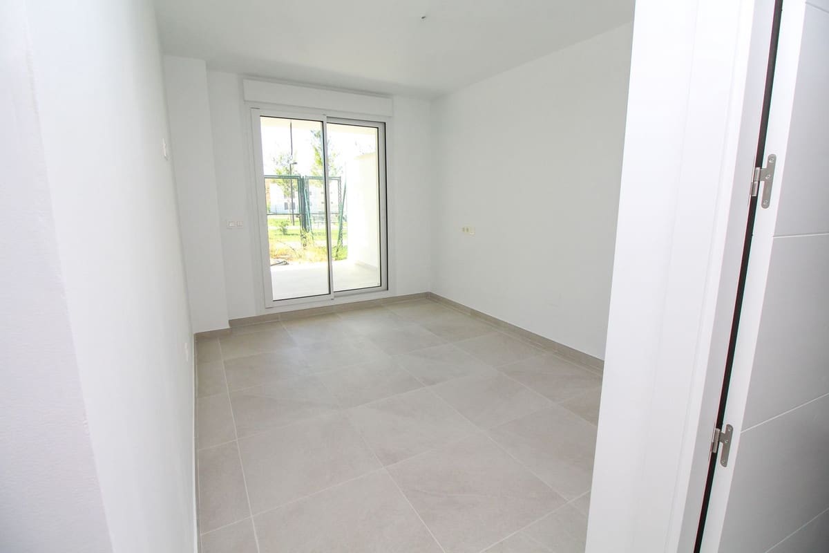 2 Zimmer Apartment zu verkaufen in La Cala de Mijas mit Pool - 430.000 € (Ref: 10065666)