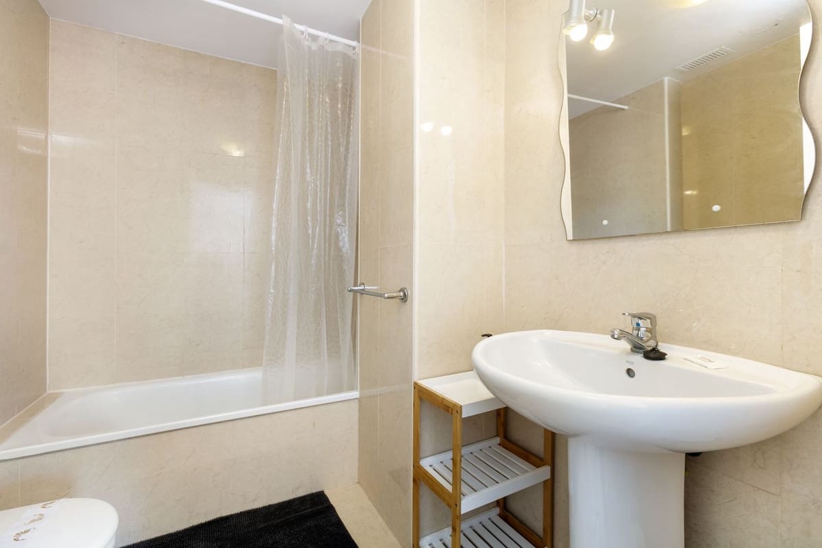 2 soveværelse Penthouse til salg i Nueva Andalucia med swimmingpool - € 480.000 (Ref: 9205456)