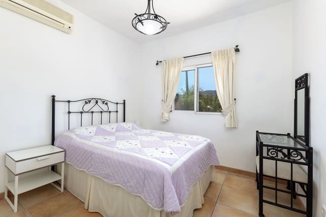 4 slaapkamer Finca/Landhuis te koop in Pizarra met zwembad - € 450.000 (Ref: 9205462)