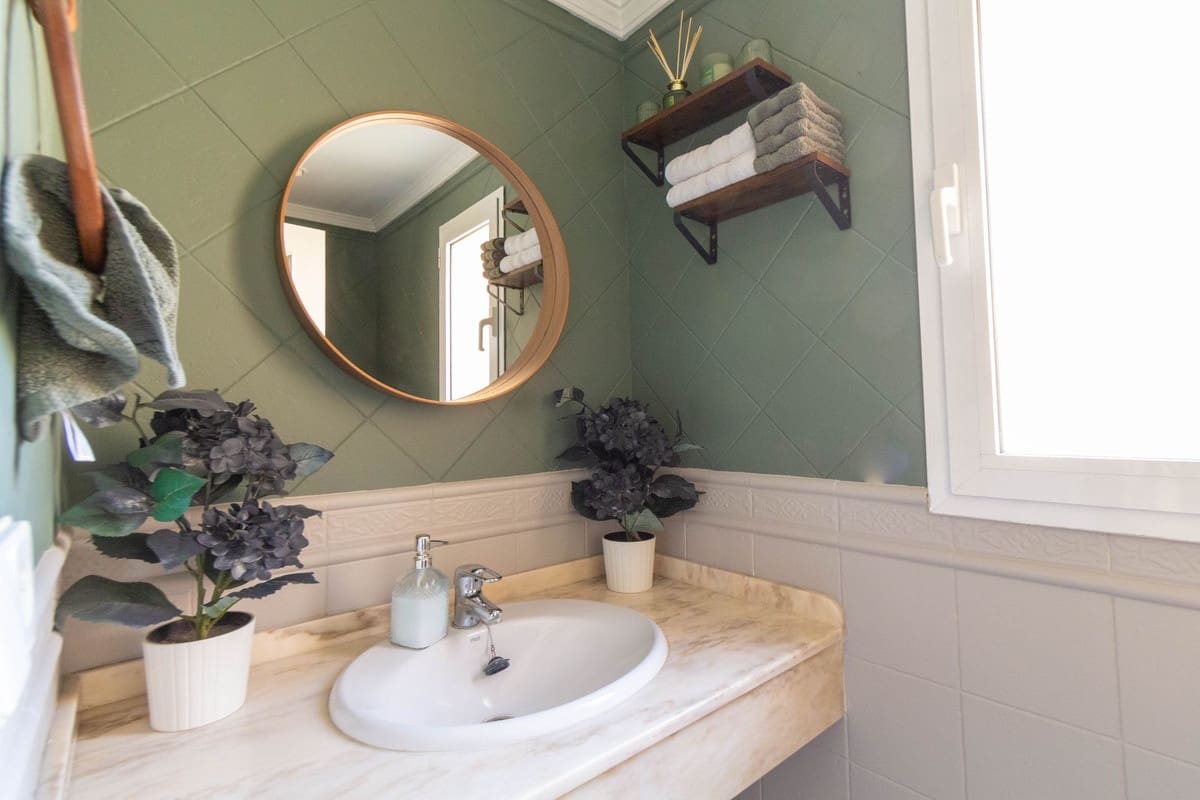 3 soveværelse Semi-Rækkehus til salg i Riviera del Sol med swimmingpool - € 470.000 (Ref: 9205467)