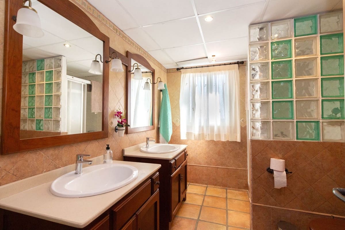 4 sovrum Finca/Hus på landet till salu i Mijas Costa med pool - 925 000 € (Ref: 9205469)