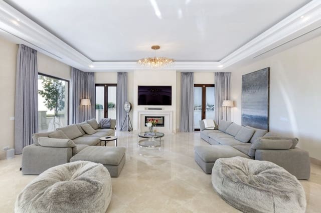8 quarto Moradia para venda em Sierra Blanca, Marbella com piscina garagem - 11 950 000 € (Ref: 9899976)