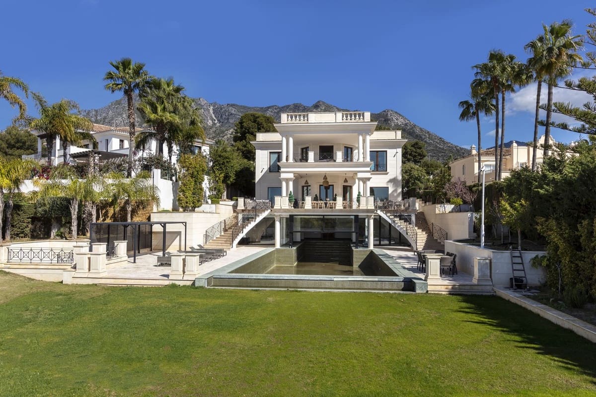 8 quarto Moradia para venda em Golden Mile com piscina garagem - 11 950 000 € (Ref: 9899976)