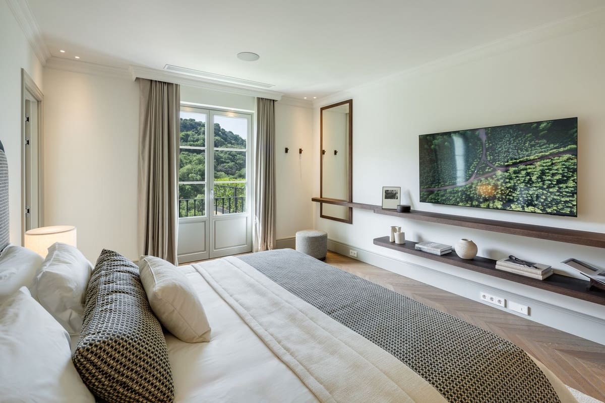 5 Zimmer Villa zu verkaufen in La Zagaleta mit Pool Garage - 7.495.000 € (Ref: 9899984)