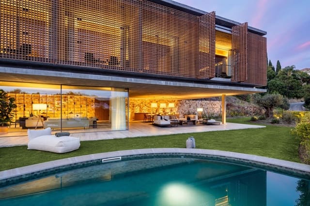 7 sovrum Villa till salu i El Madroñal, Benahavís med pool garage - 10 800 000 € (Ref: 9899992)