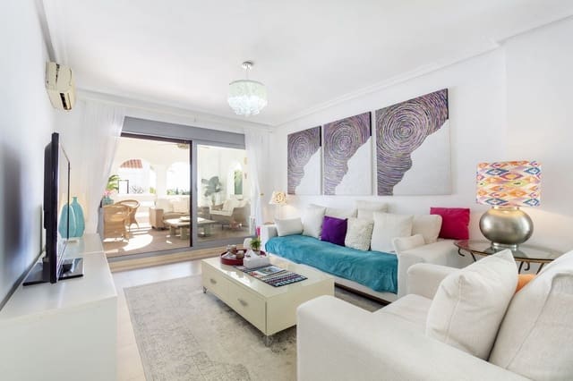 2 makuuhuone Huoneisto myytävänä paikassa Los Naranjos, Marbella mukana uima-altaan 
autotalli - 520 000 € (Ref: 9900009)